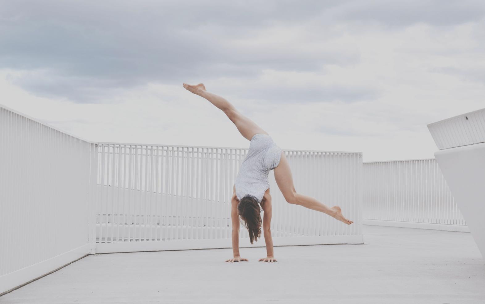 Практика йоги з фокусом на анатомію